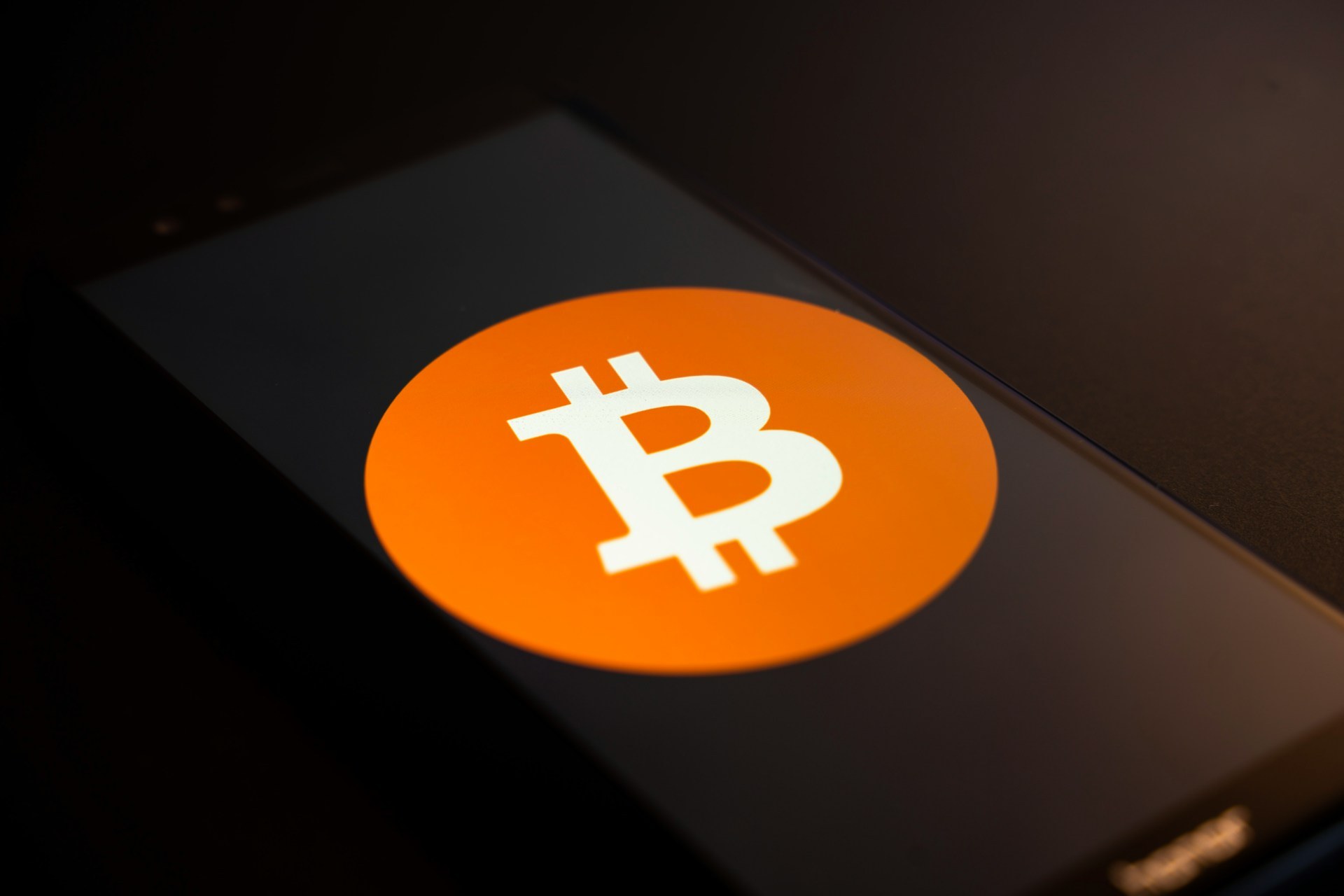 Spot Bitcoin ETFs See $15.4M Inflows, Ending Outflow Streak