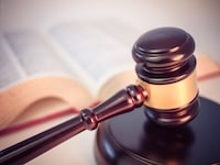 12 Charged in $263M Bitcoin Theft Linked to Genesis Investor